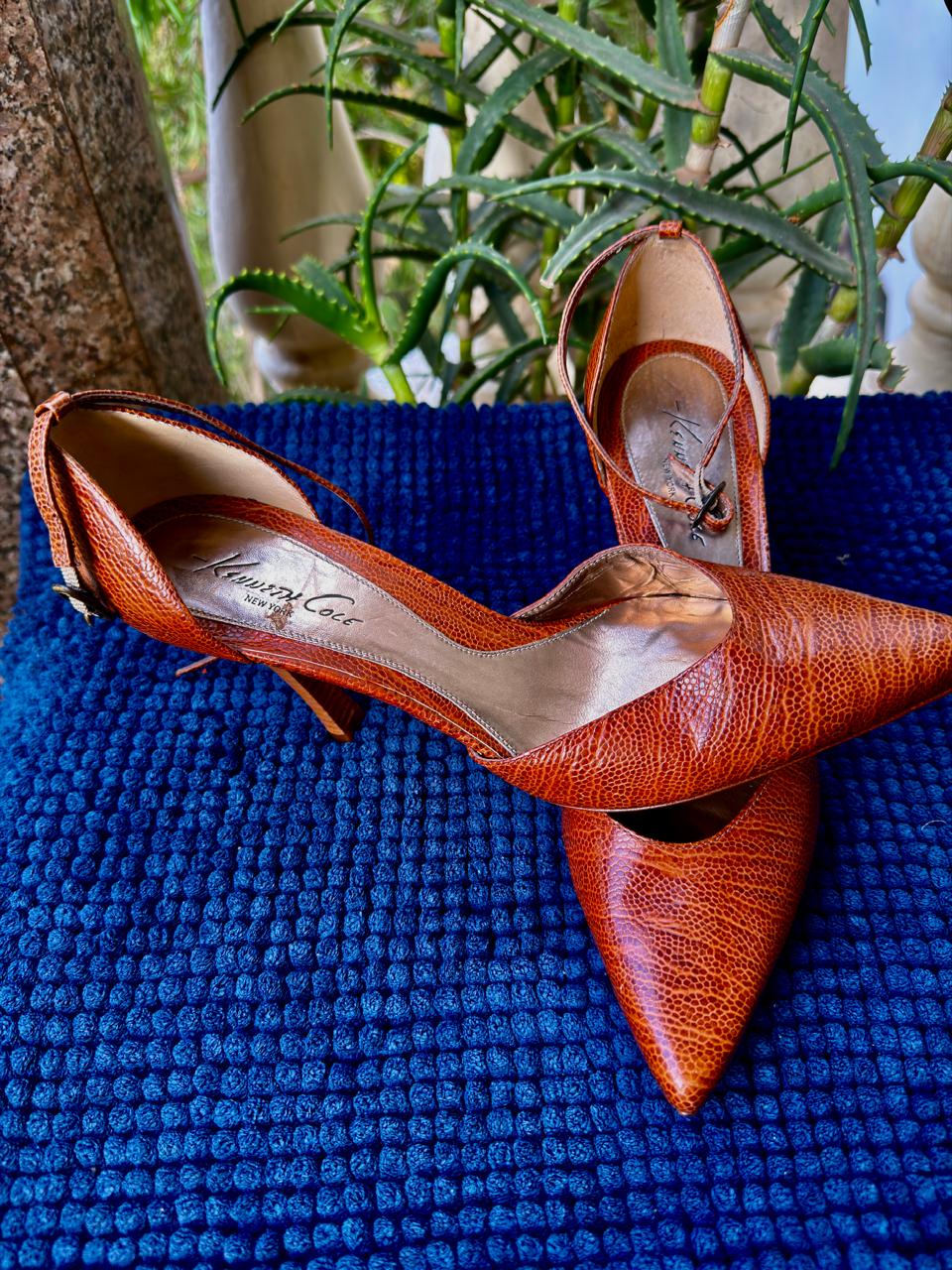 Brown Elegant Leather Heels